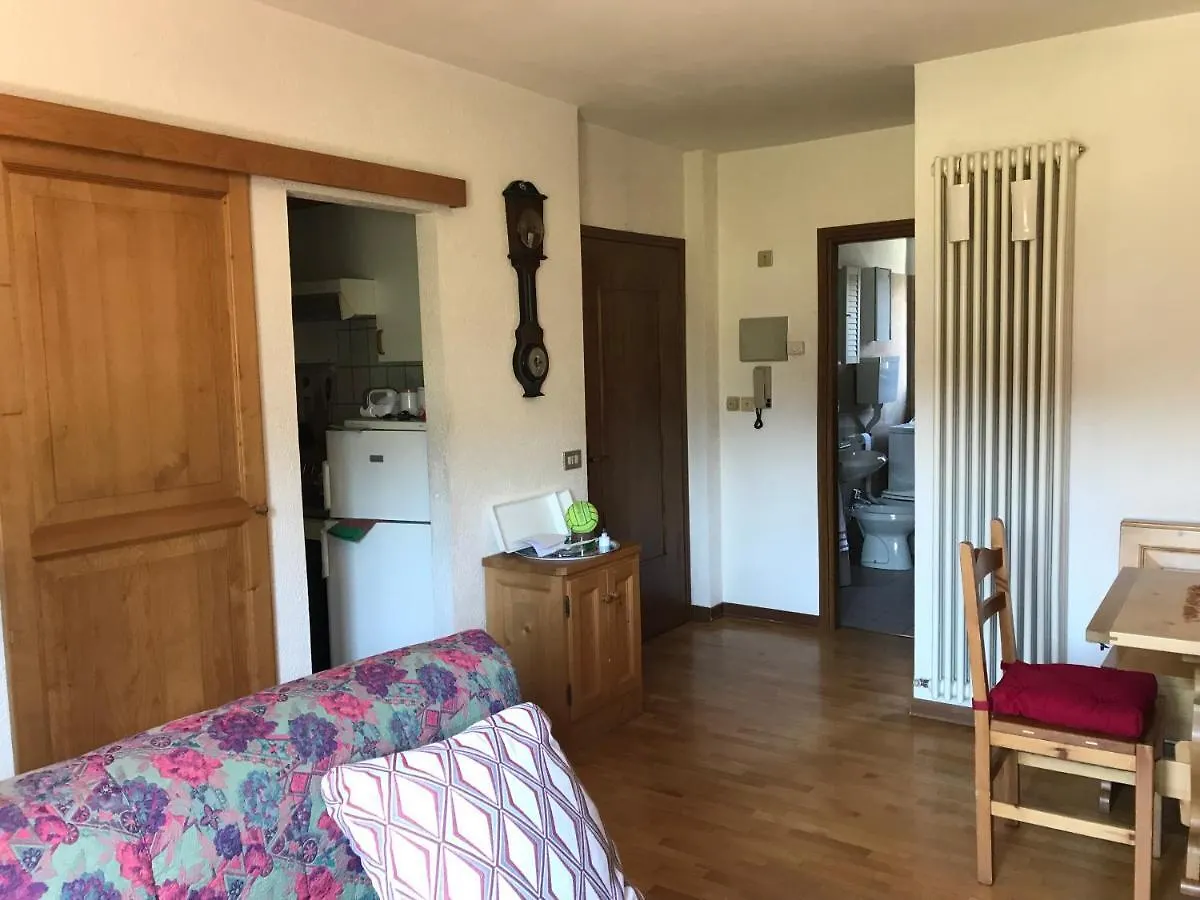 Casa Spizzar Apartment Premadio 0*,  Italy