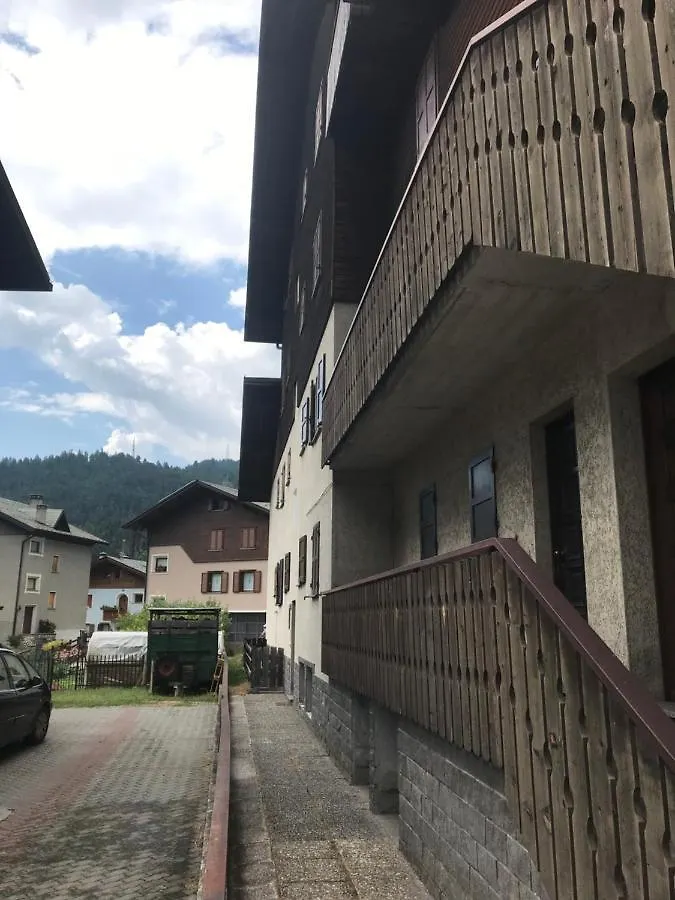 Casa Spizzar Apartment Premadio